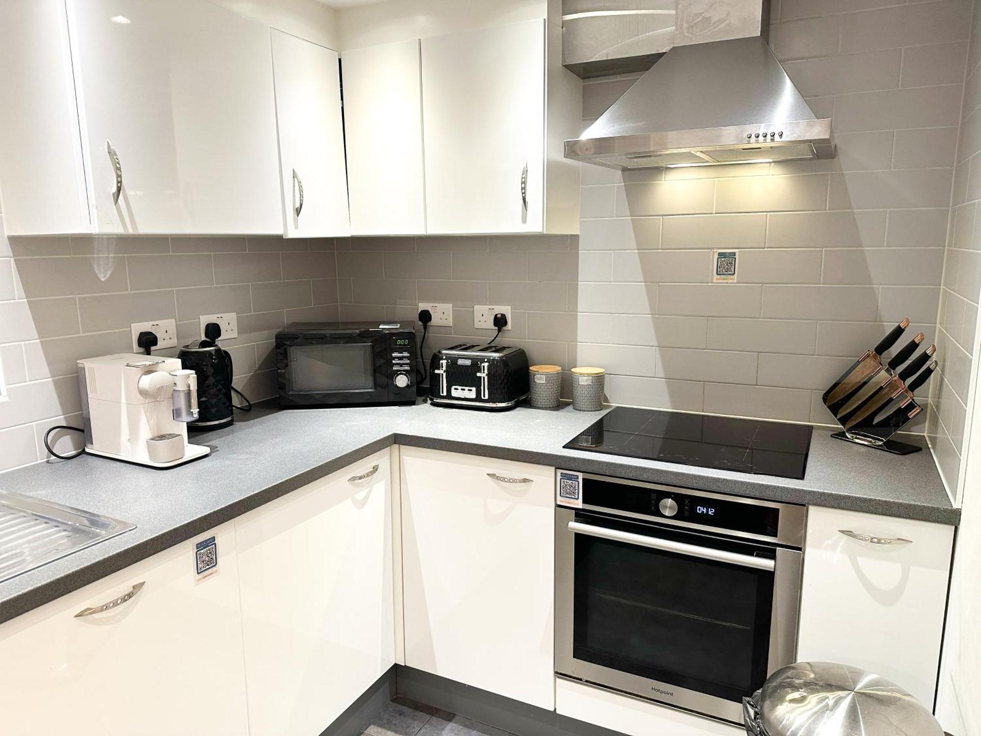 Chic 3 Bedroom Flat With Private Terrace In Holloway Near Finsbury Park London Exterior foto