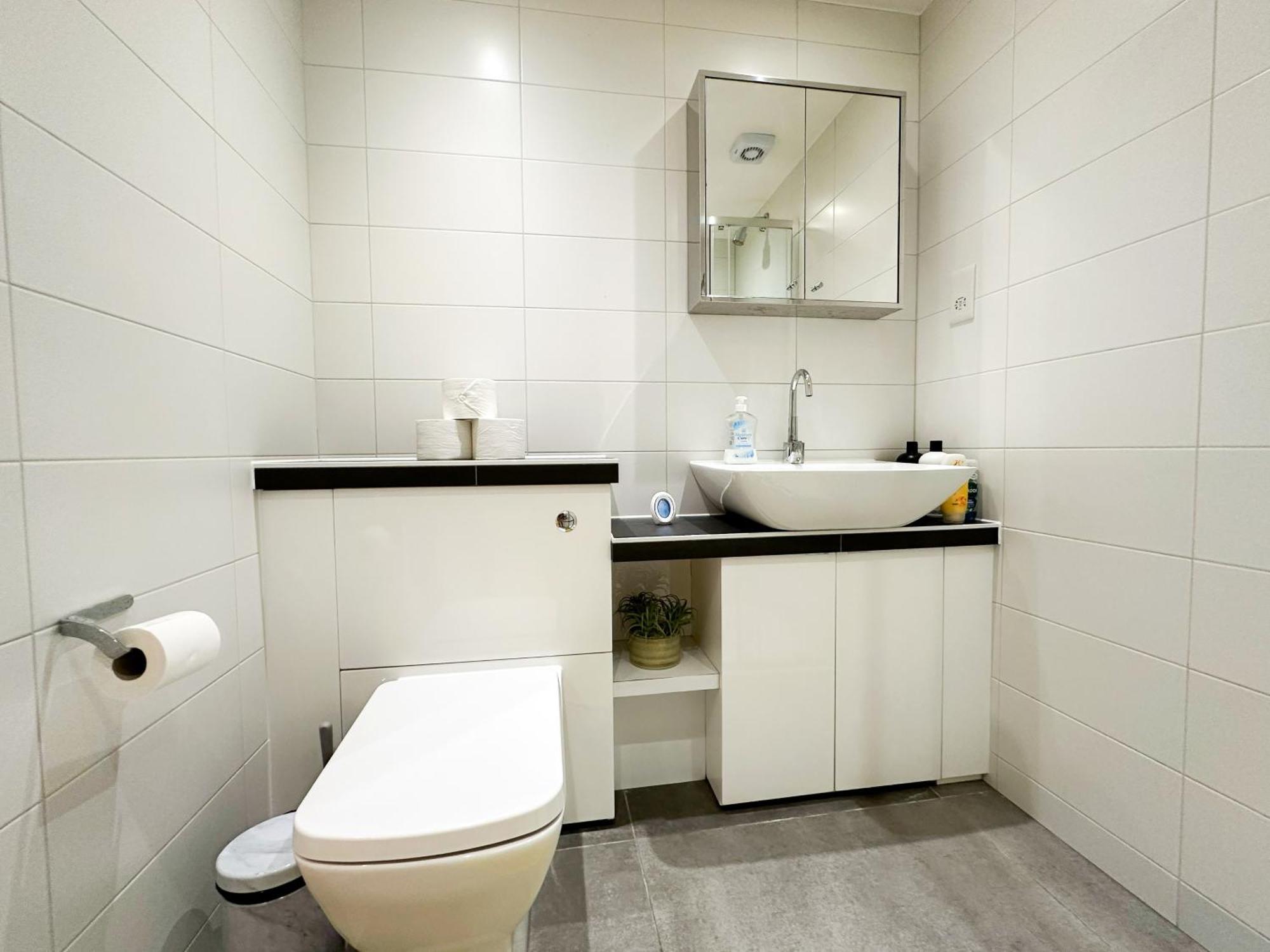 Chic 3 Bedroom Flat With Private Terrace In Holloway Near Finsbury Park London Exterior foto
